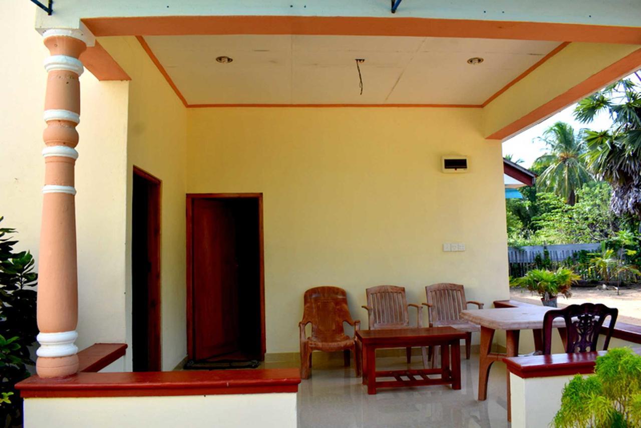 Yaswi Guest House Passikudah Екстериор снимка