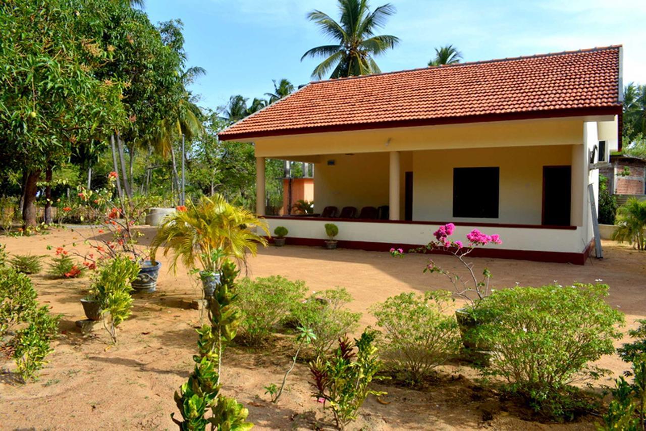 Yaswi Guest House Passikudah Екстериор снимка