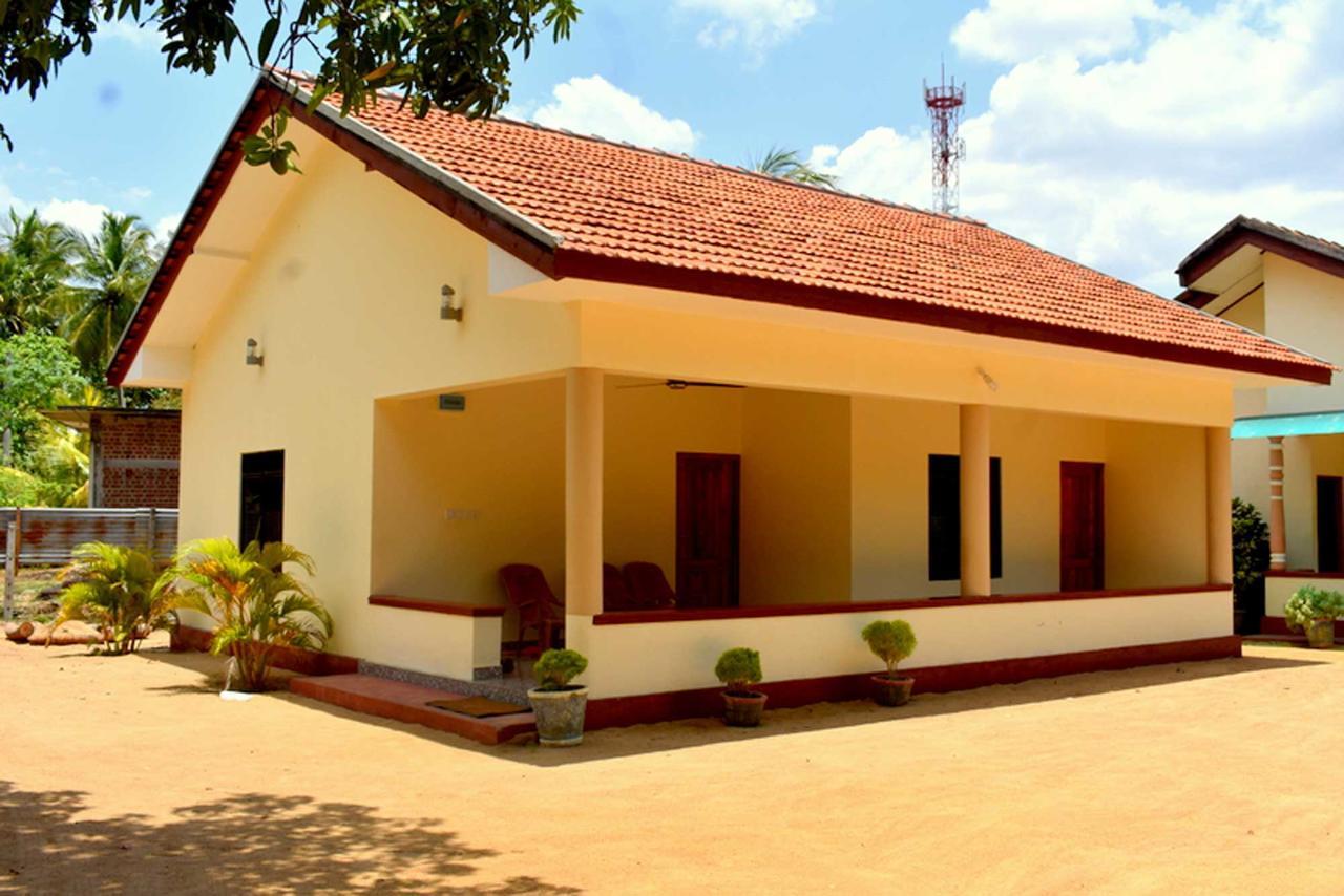Yaswi Guest House Passikudah Екстериор снимка