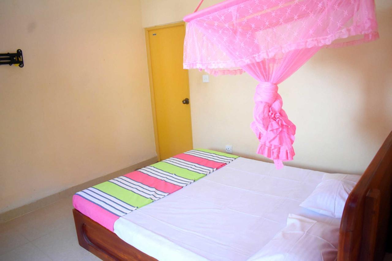 Yaswi Guest House Passikudah Екстериор снимка