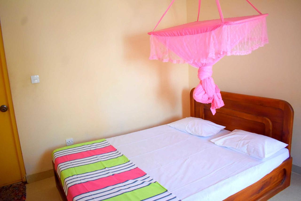 Yaswi Guest House Passikudah Екстериор снимка