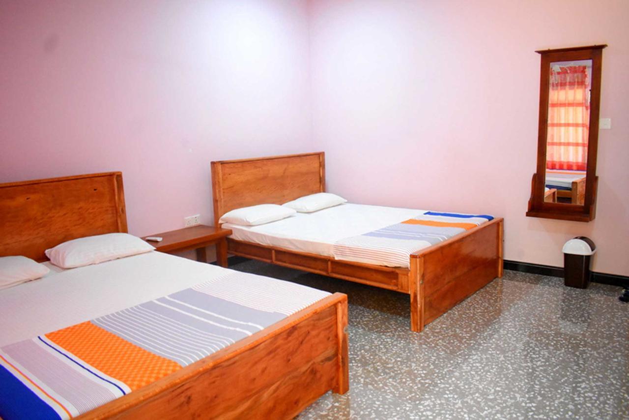 Yaswi Guest House Passikudah Екстериор снимка